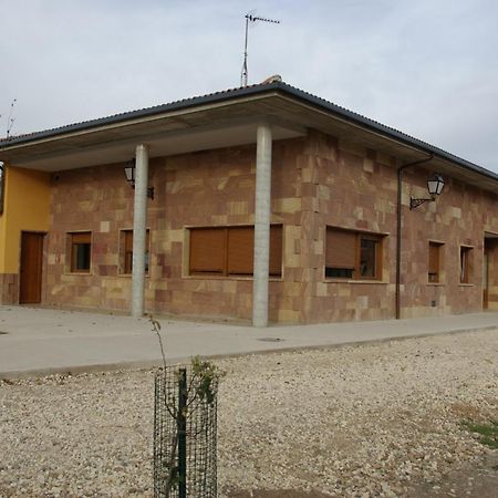 Bungalows Granja Escuela Arlanzon ภายนอก รูปภาพ